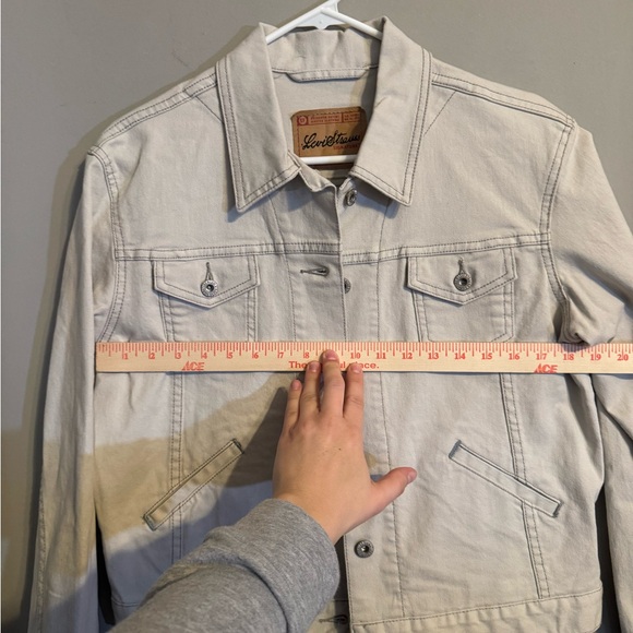 Levi's Women’s Like-New Cream Jean Denim Jacket - Picture 6 of 8